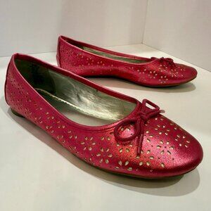 Lands’ End Girls Red Ballet Flats Size 1 Metallic Flower Cutout Shoes